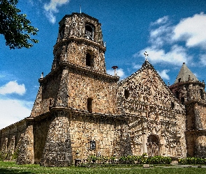 Filipiny, Kościół, Zabytkowy