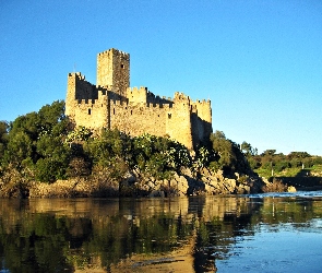Zamek Almourol, Rzeka Tag, Dystrynkt Sanatrem, Portugalia, Castle of Almourol