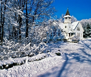 Drzewa, Zima, Cień, Droga, Kościół, Światło, W Śniegu