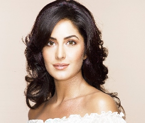 Katrina Kaif, Brunetka