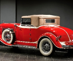 1932, Auborn V12