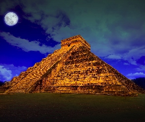 Świątynia, Chichén Itzá, Meksyk, Chmury, Księżyc, Kukulkana, Niebo, Piramida