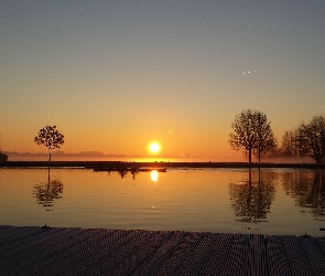 Rzeka, Zachód Słońca