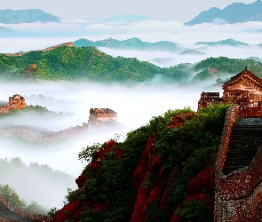 Wielki Mur Chiński, Mgła, Góry