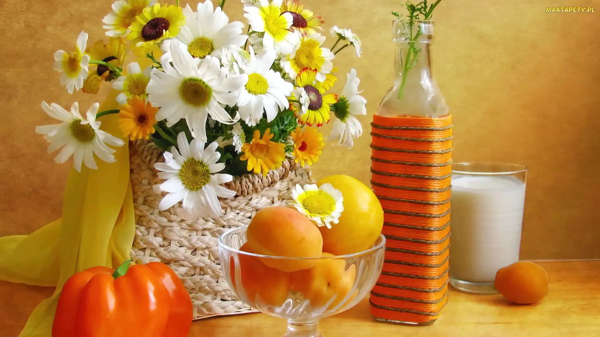 Mleko, Butelka, Papryka, Pomarańcze, Margerytki