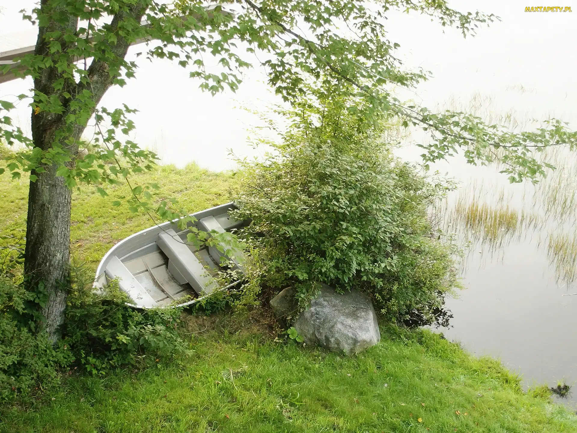 Brzeg, Jezioro, Łódka