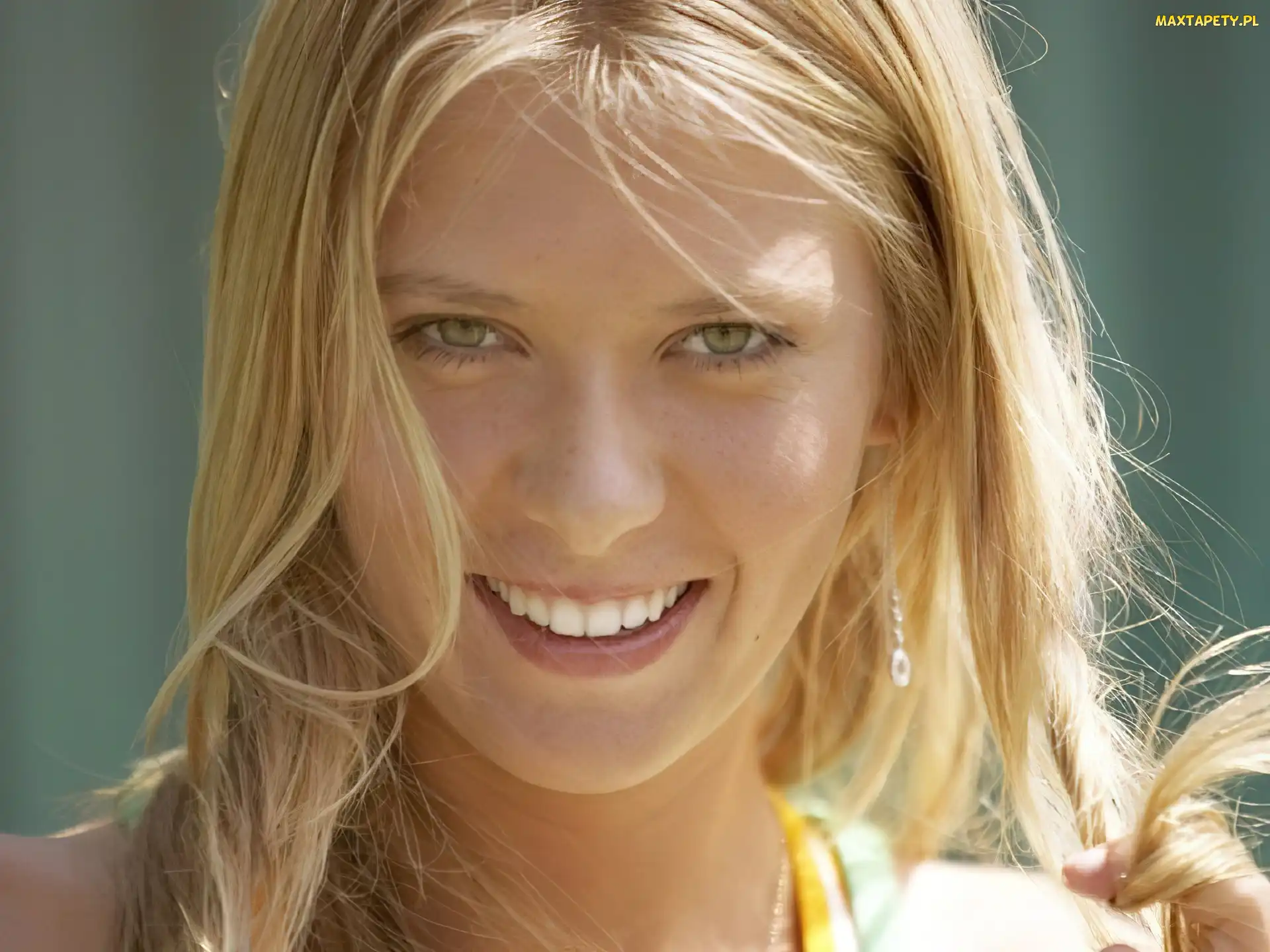 Buzia, Maria Sharapova