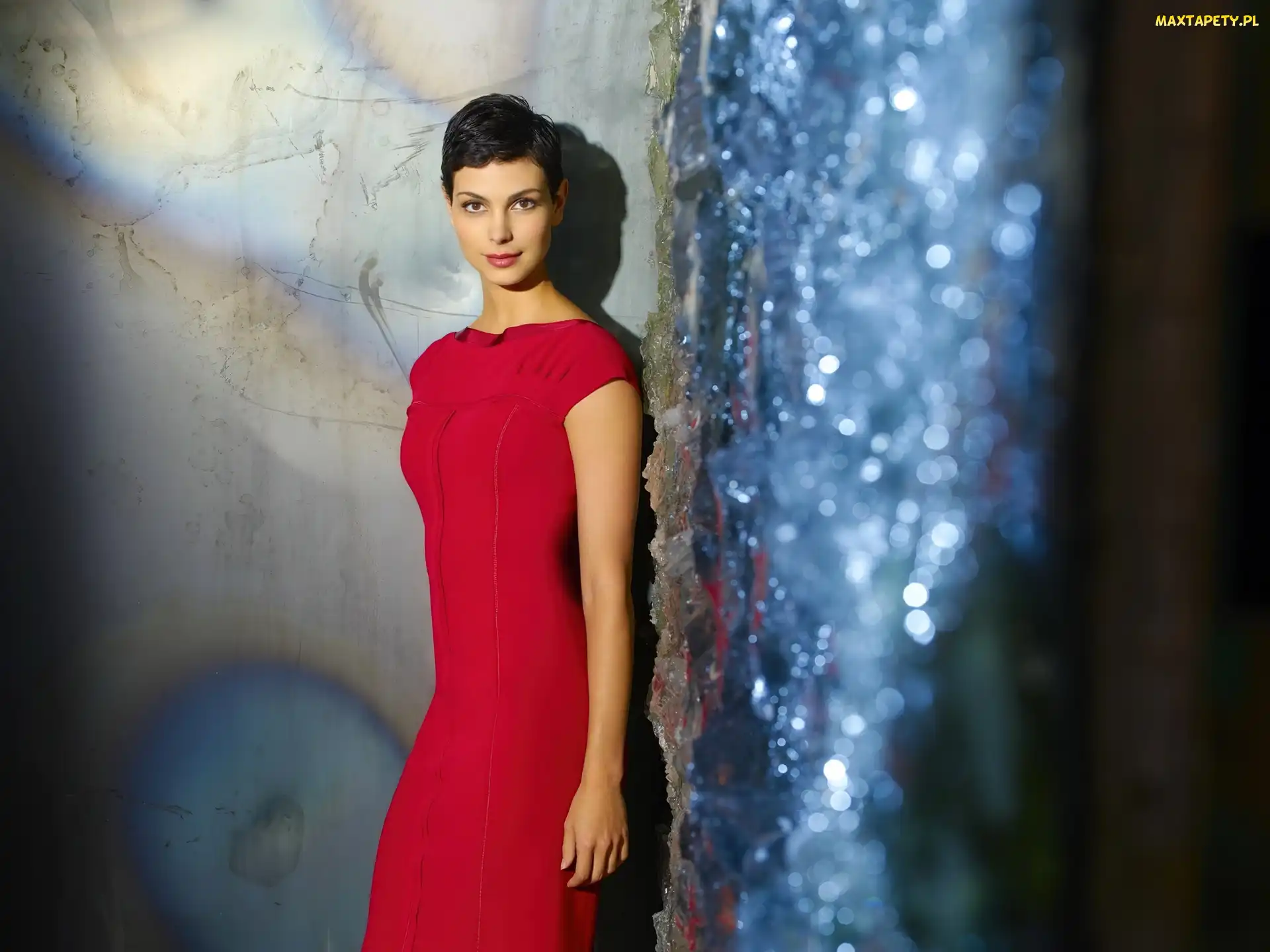Sukienka, Czerwona, Morena Baccarin, Długa