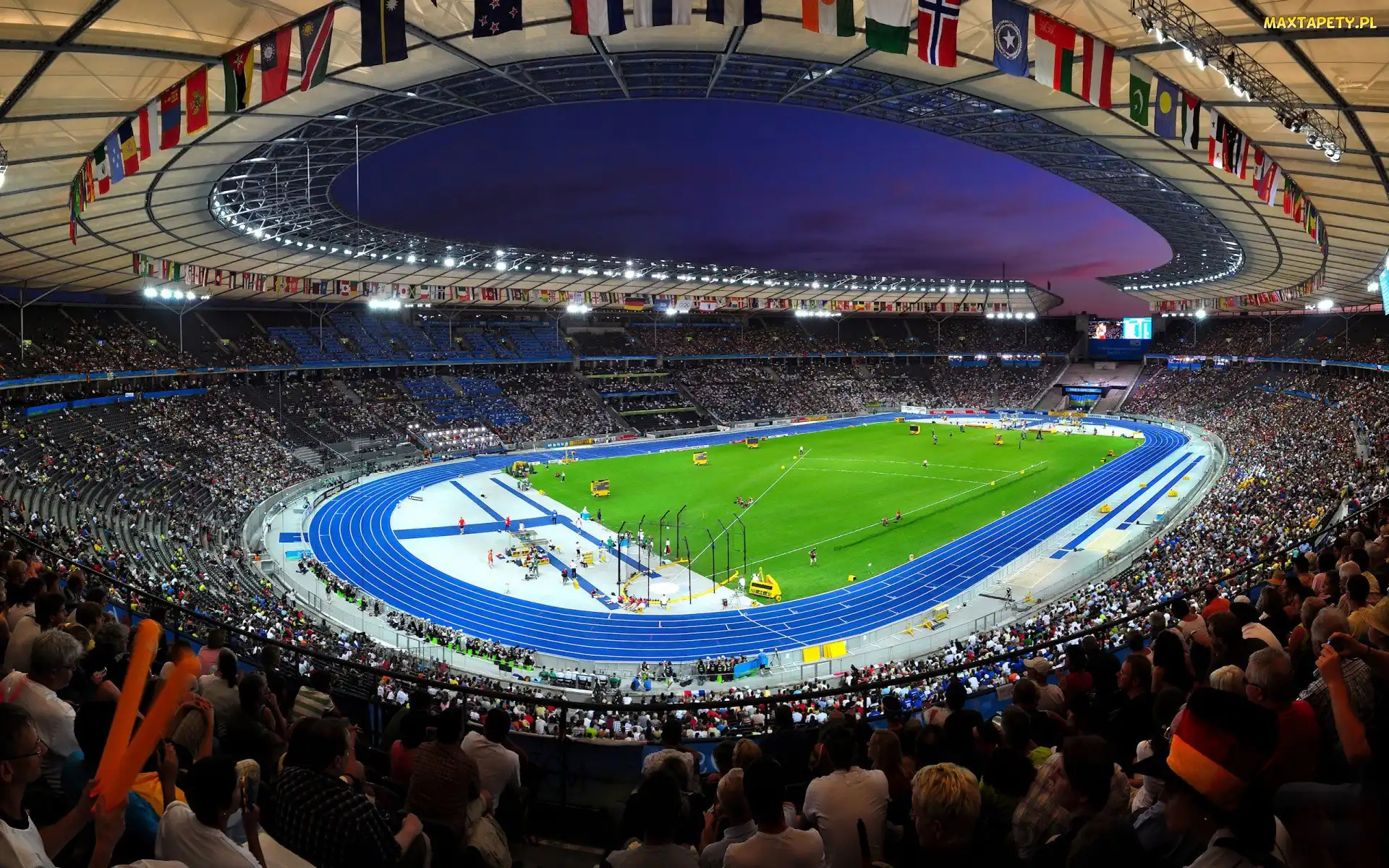 Bieżnia, Kibice, Stadion