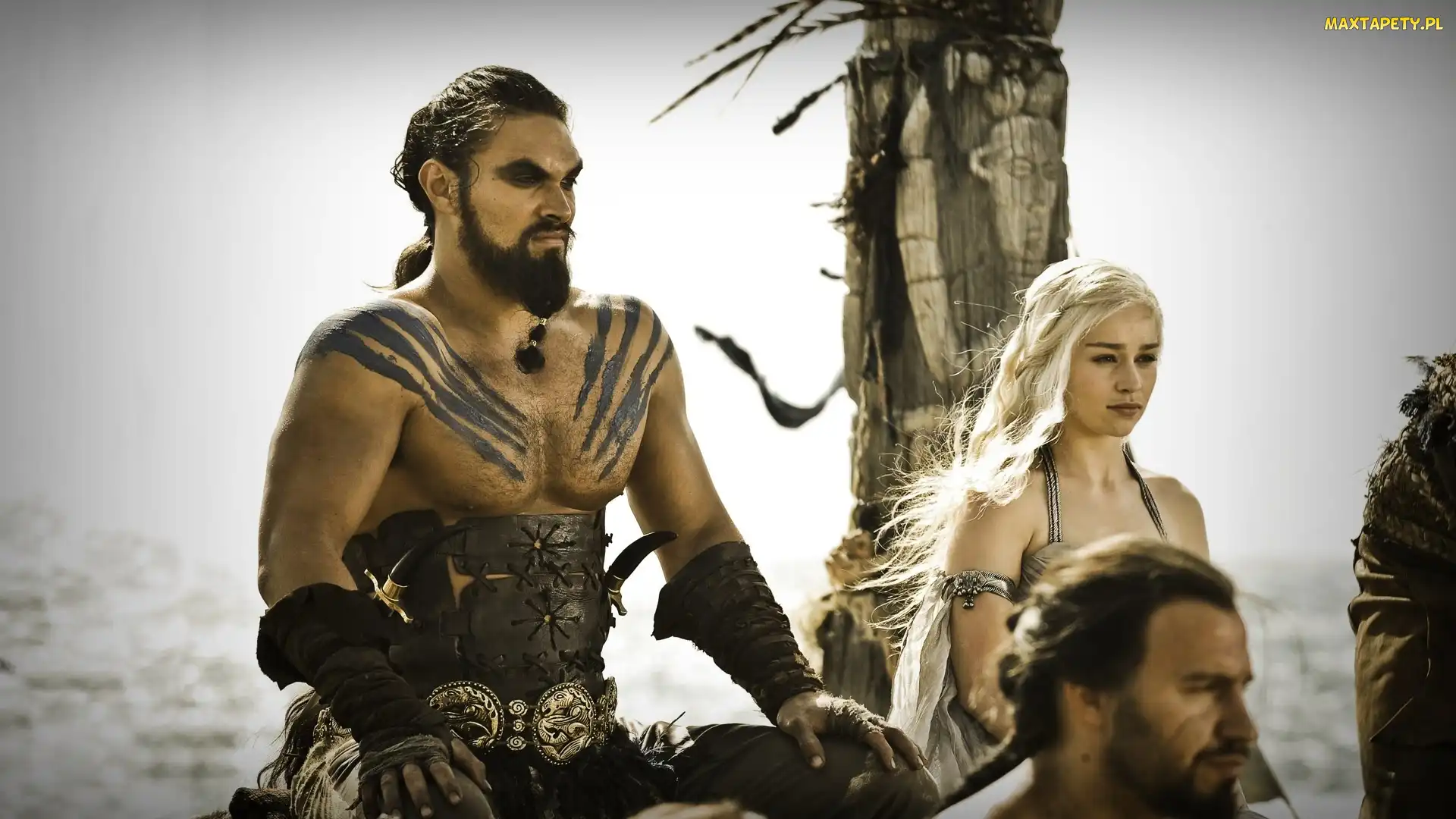 Khal Drogo - Jason Momoa, Daenerys - Emilia Clarke, Gra o tron, Game of Thrones
