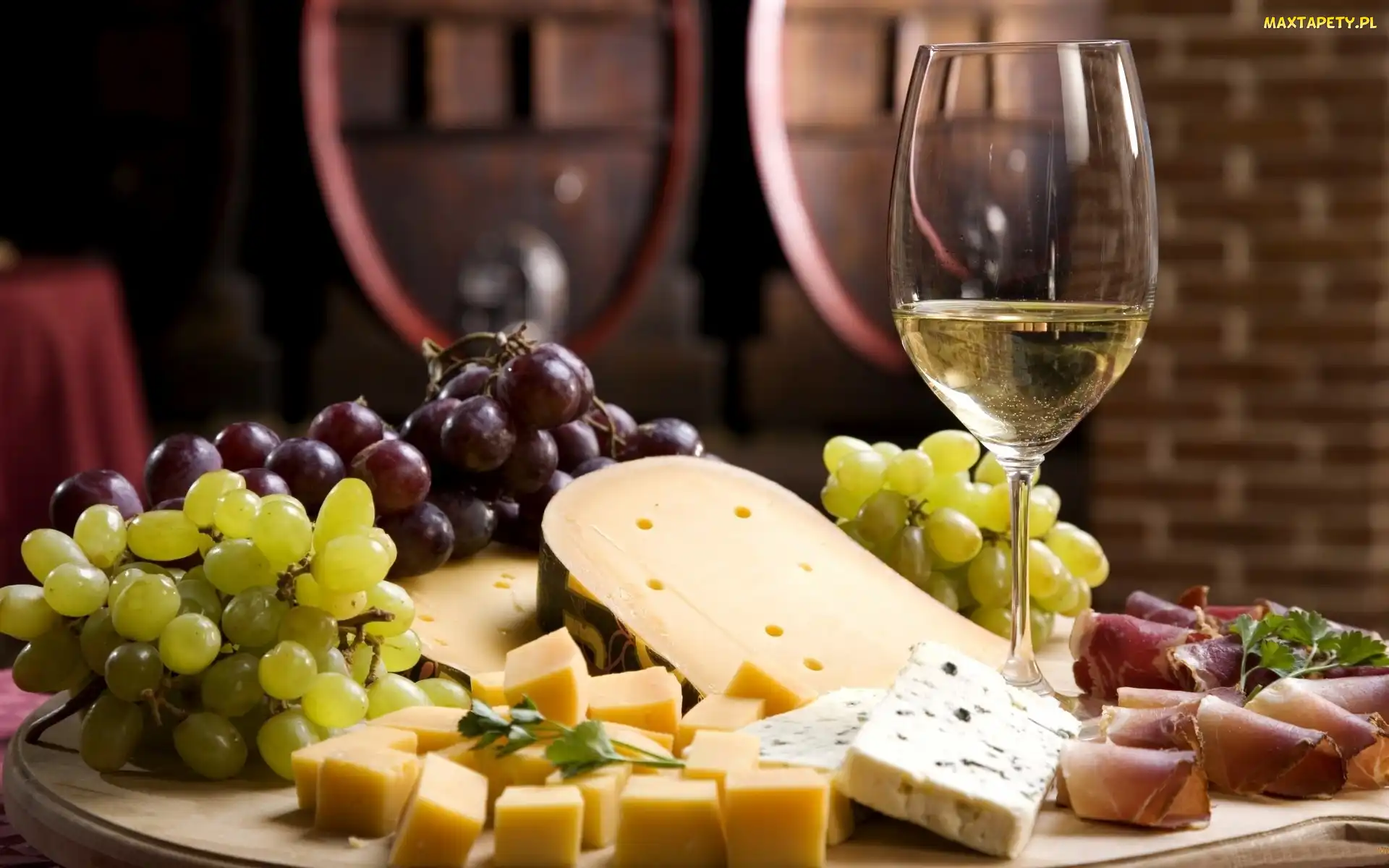 Sery, Wino, Winogrona