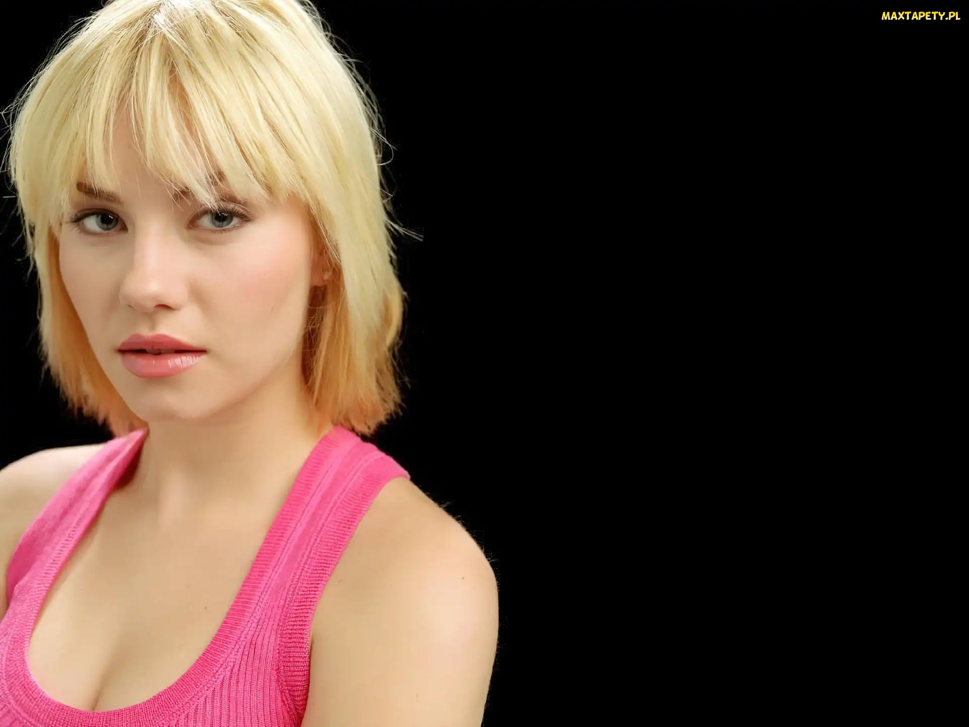 Elisha Cuthbert