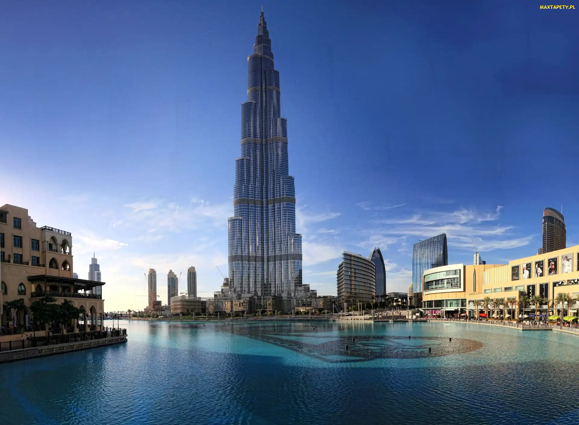 Khalifa, Dubai, Wieżowiec