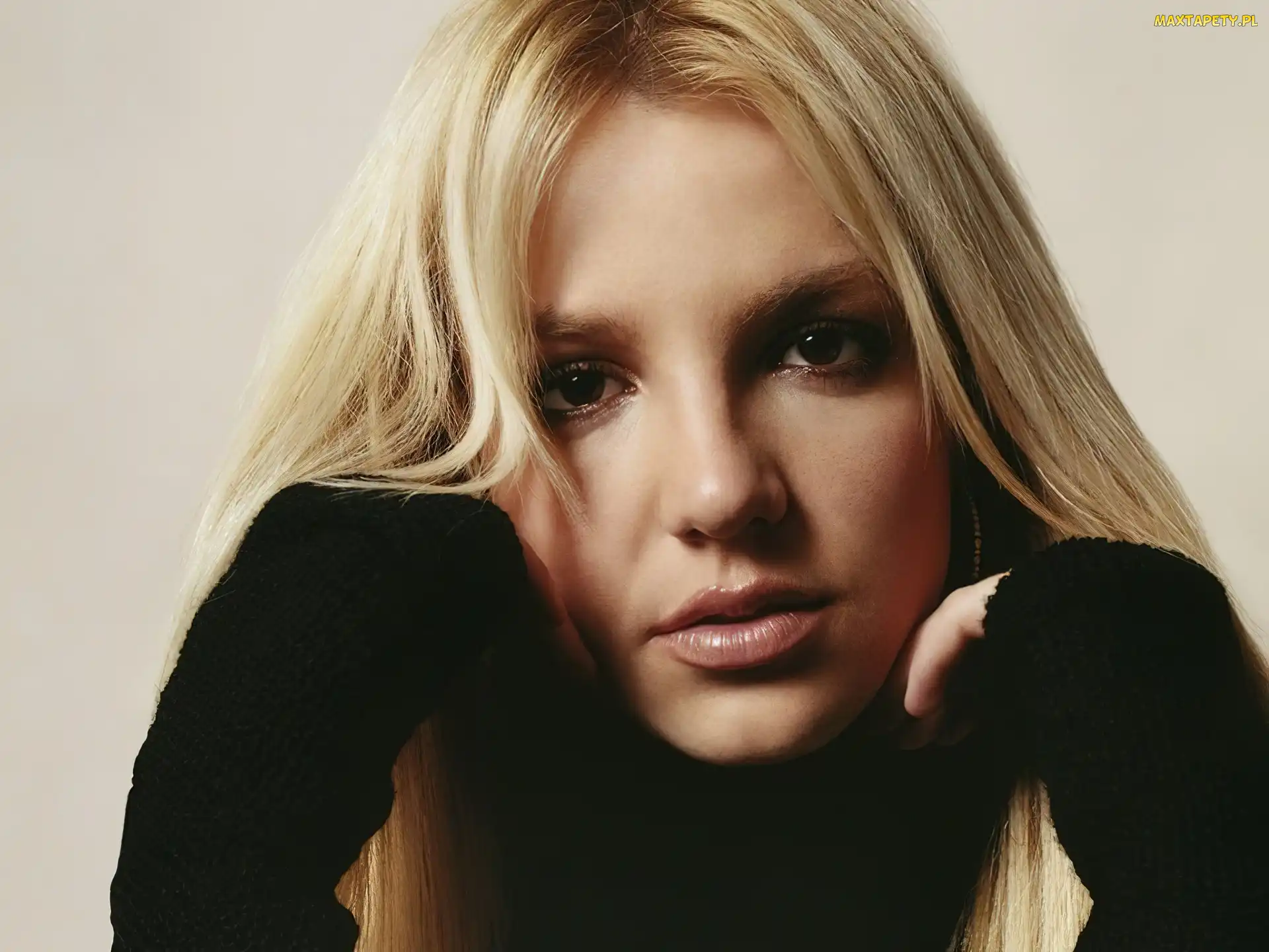 Buzia, Czarny Golf, Britney Spears