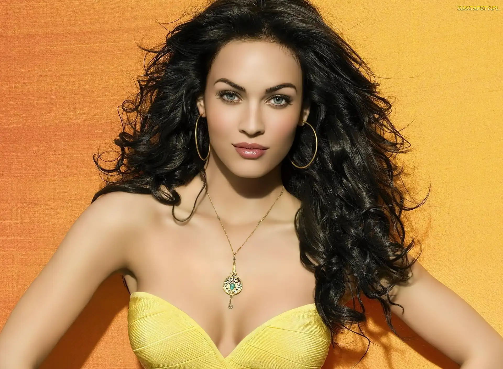 Megan Fox, Urocza