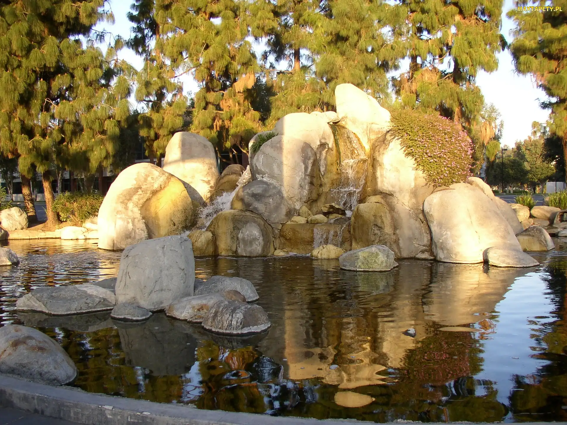Park, Kalifornia, Fontanna