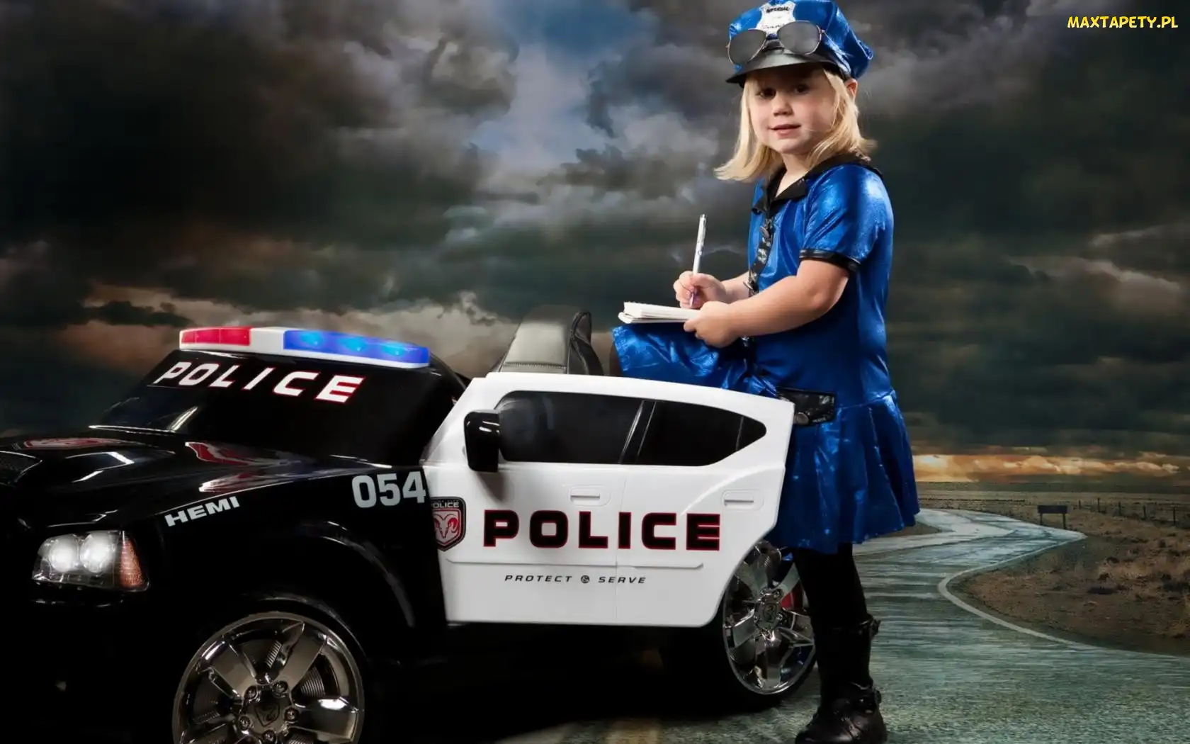 Samochód, Policja, Dziewczynka