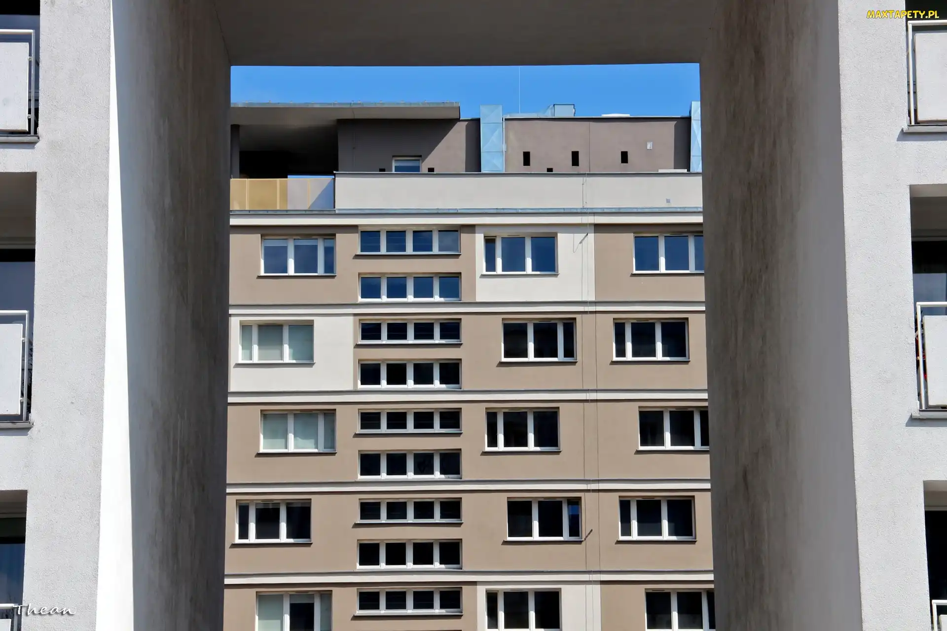 Okna, Architektura, Budynki