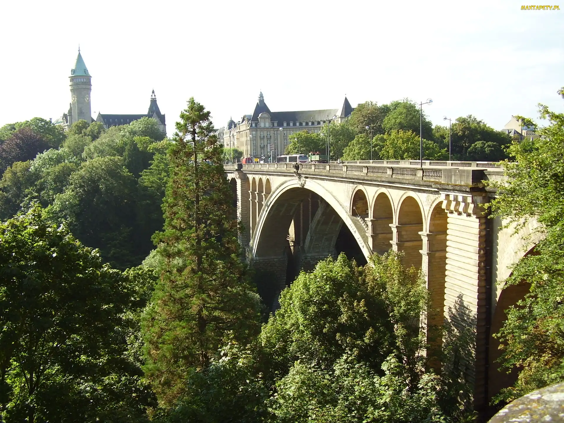 Most Adolphe Bridge, Wieża Banku Narodowego, Luksemburg