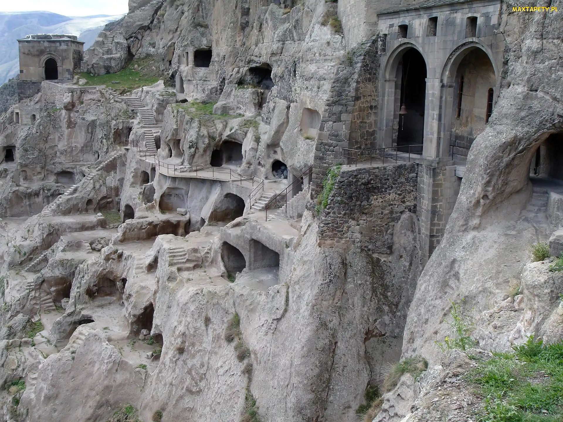 Jaskinie, Gruzja, Góry
