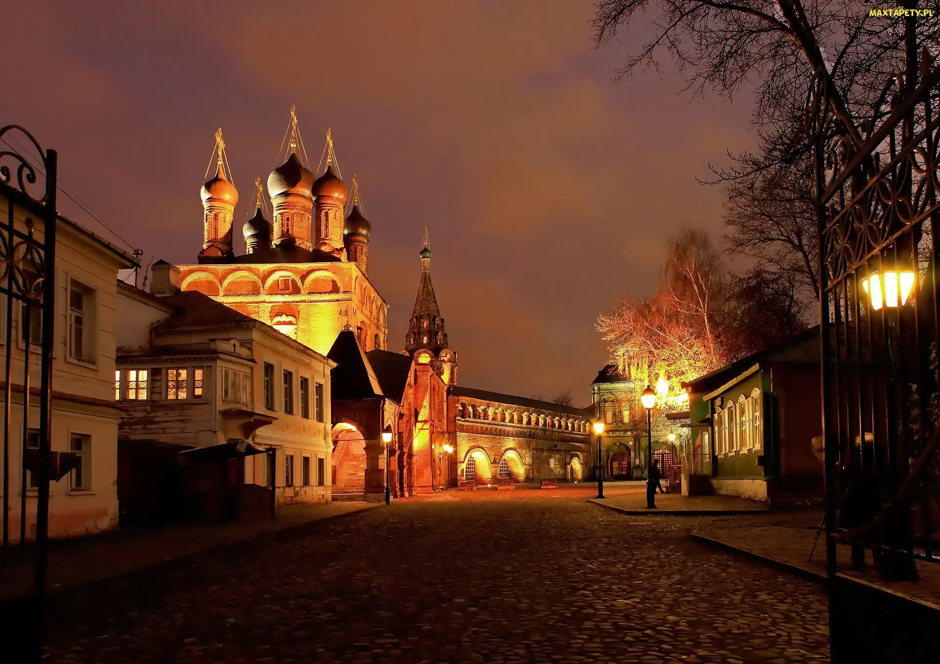 Ulica, Cerkiew, Oświetlona, Wieczór
