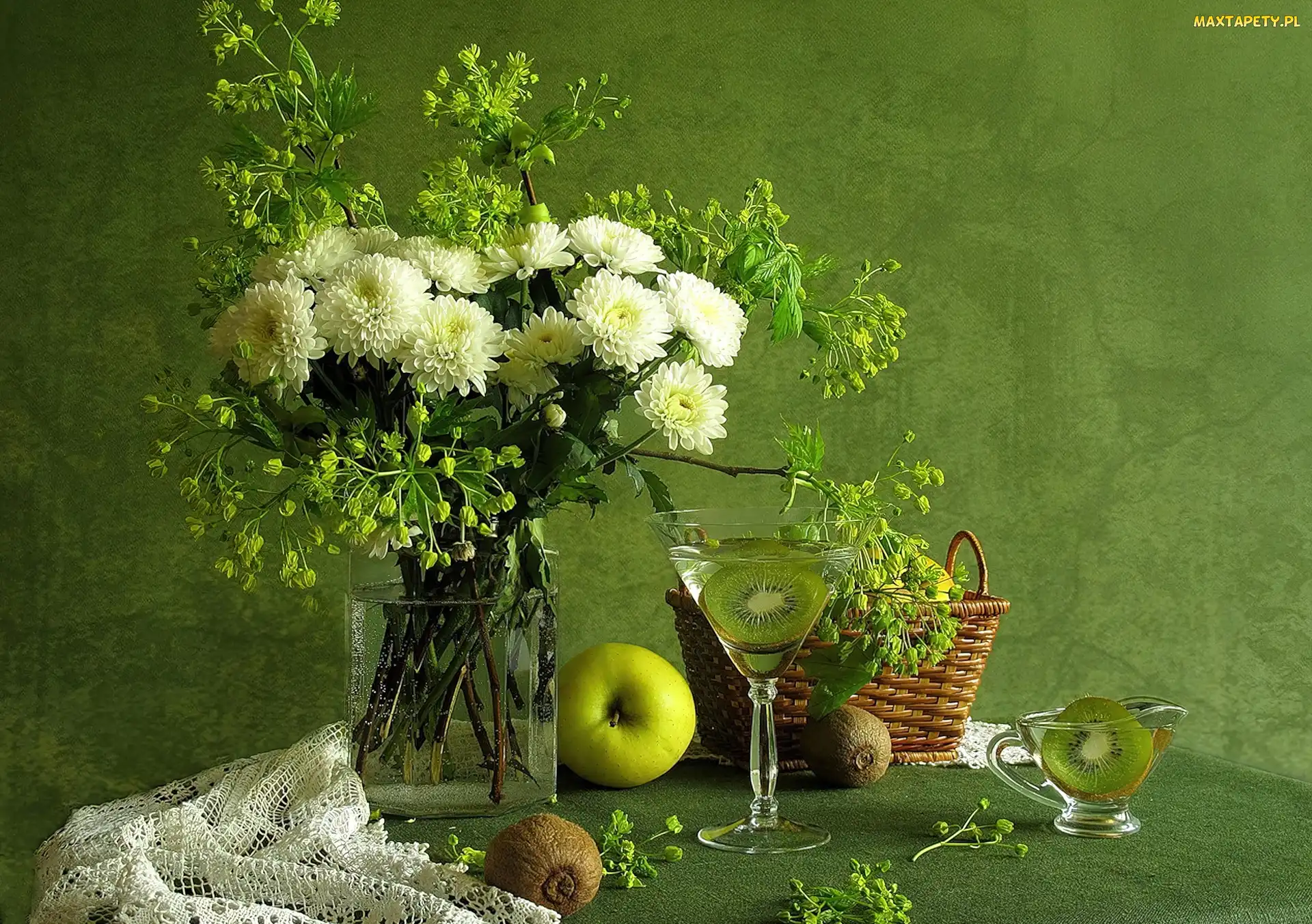 Chryzantemy, Kiwi, Jabłko, Kompozycja, Bukiet kwiatów