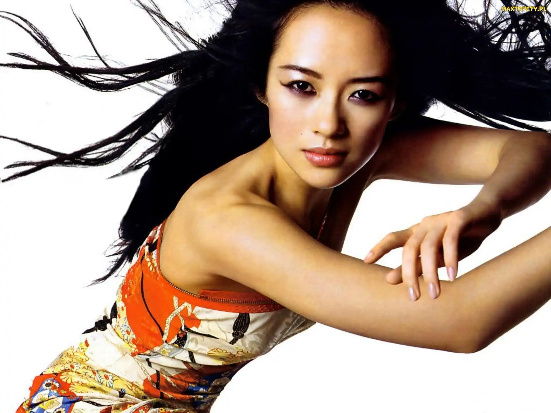 Sukienka, Kolorowa, Ziyi Zhang, Brunetka