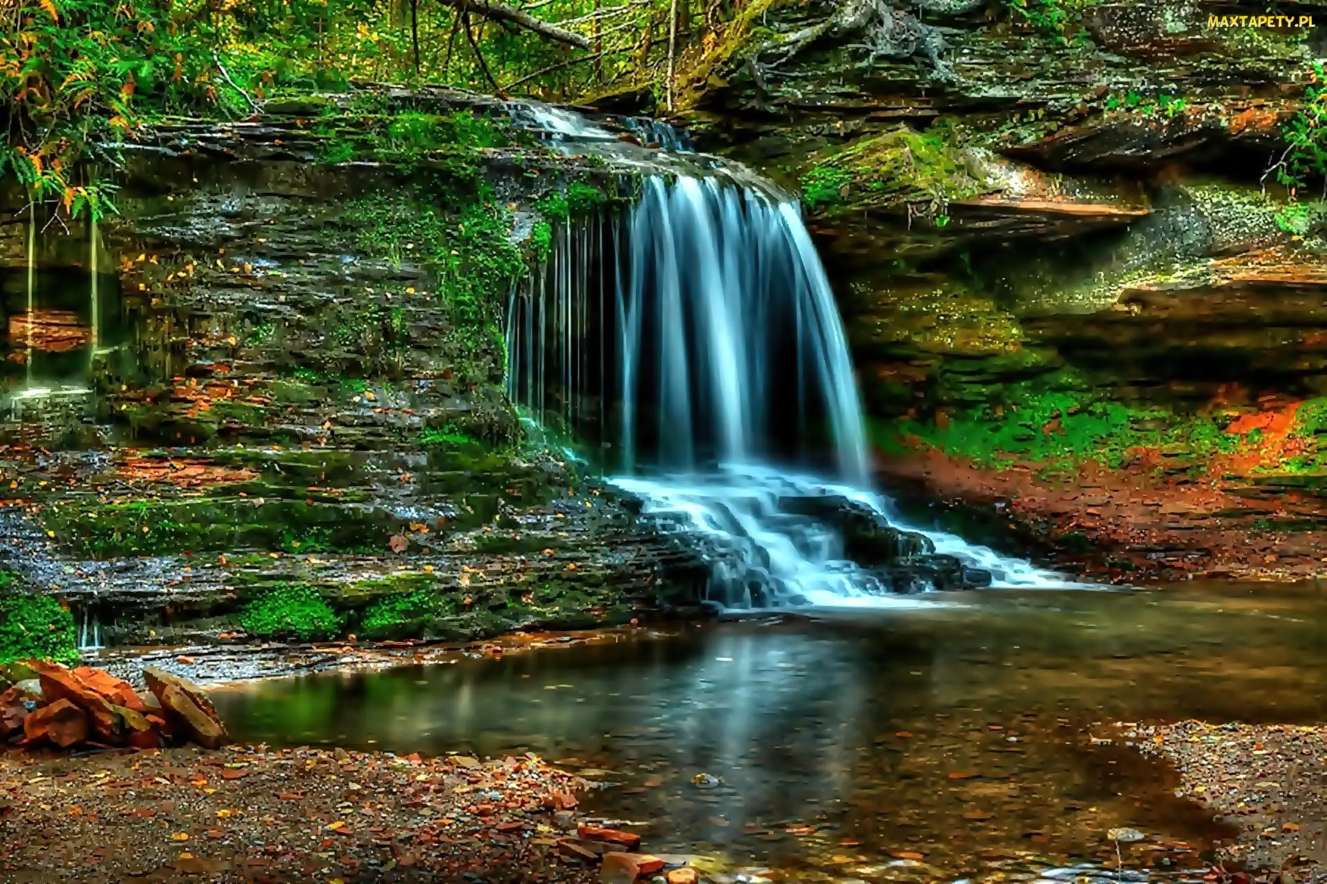 Jeziorko, Mchy, Stan Wisconsin, Stany Zjednoczone, Wodospad Lost Creek Falls, Skały