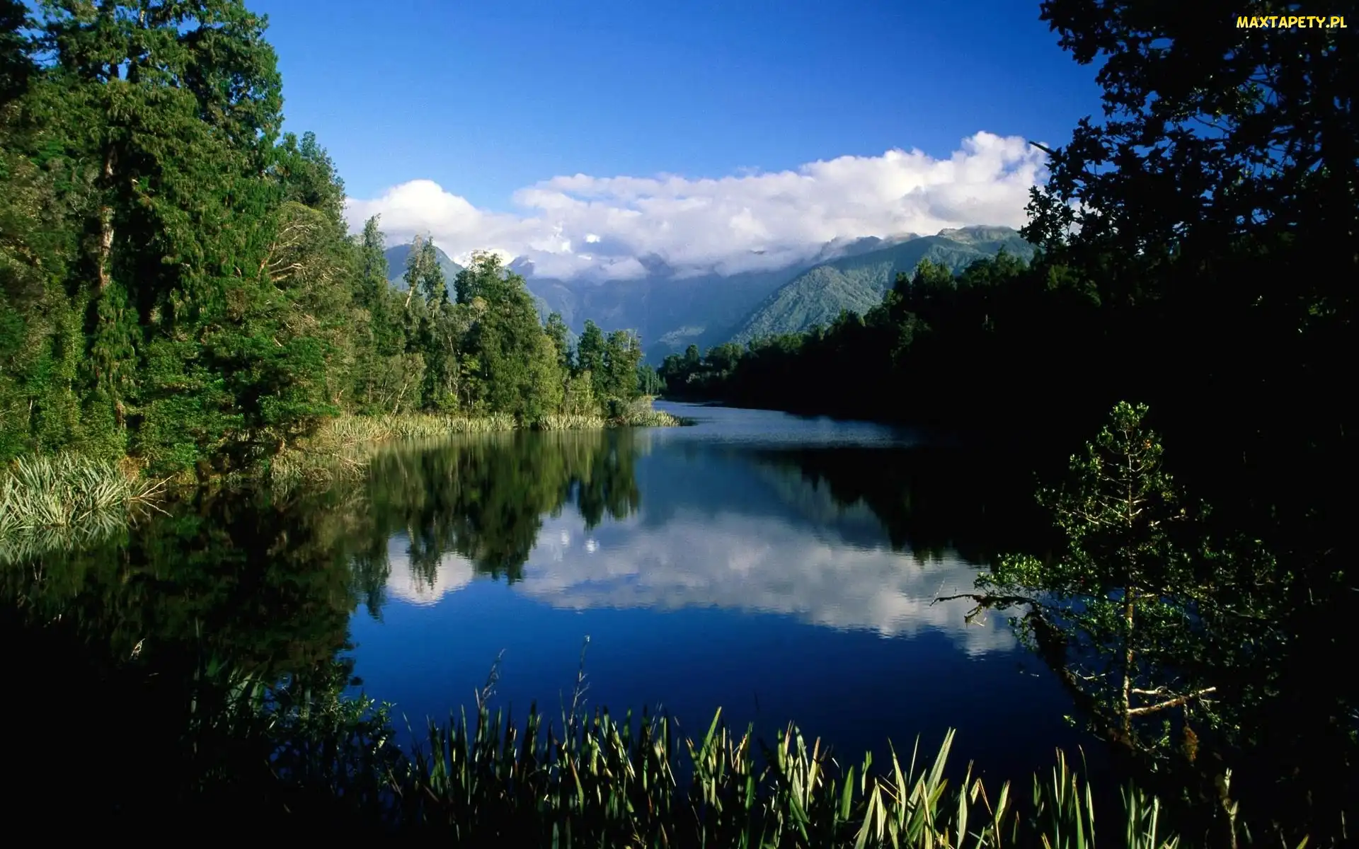 Obłoki, Las, Góry, Jezioro