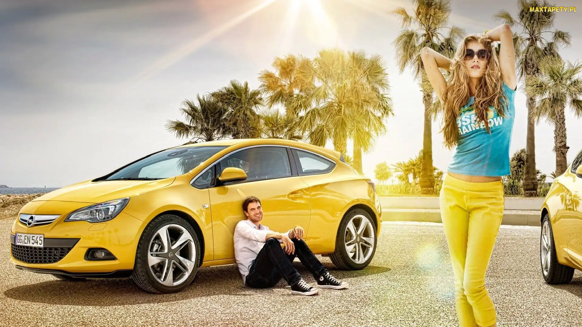 Opel Astra GTC, Palmy, Mężczyzna, Kobieta, Samochód