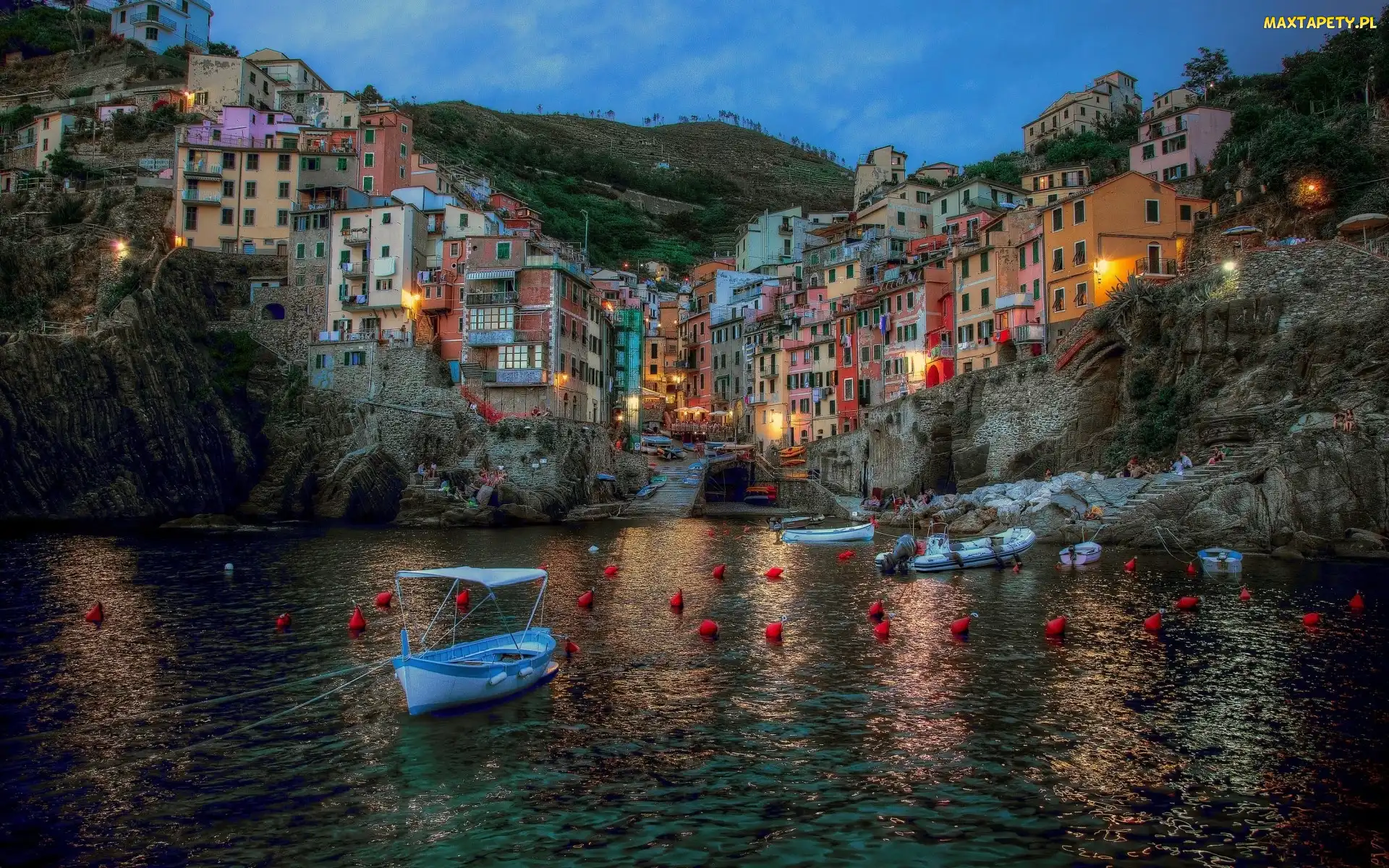 Noc, Łodzie, Amalfi, Miasto