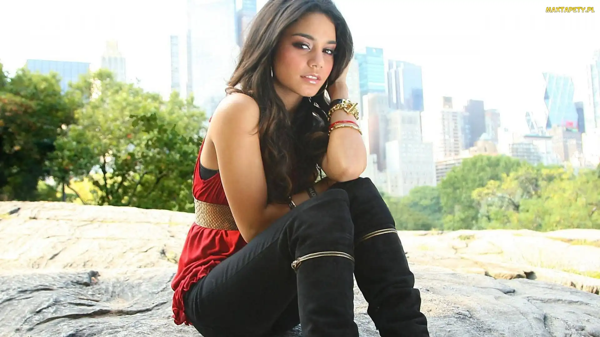 Brunetka, Bransoletki, Vanessa Hudgens
