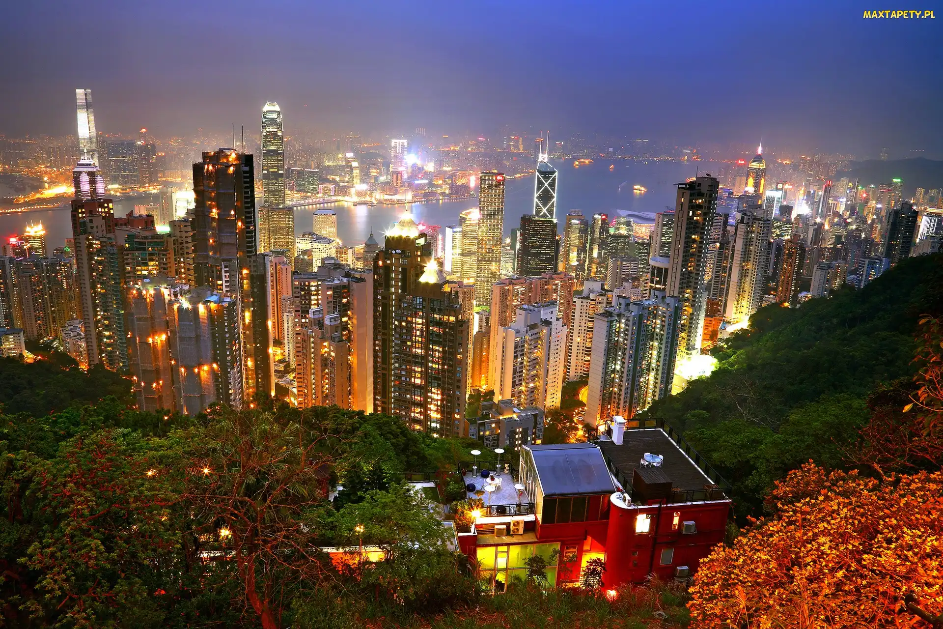 Drapacze, Miasto, Oświetlone, Chmur, Hong Kong