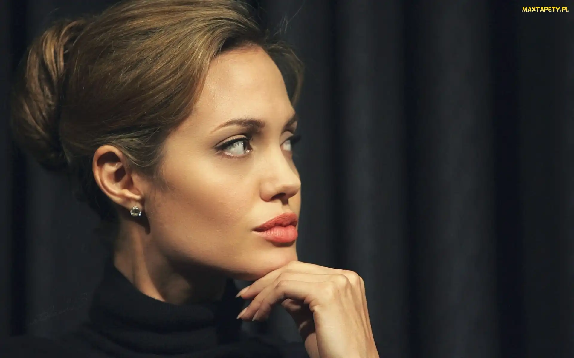 Upięte, Włosy, Angelina Jolie