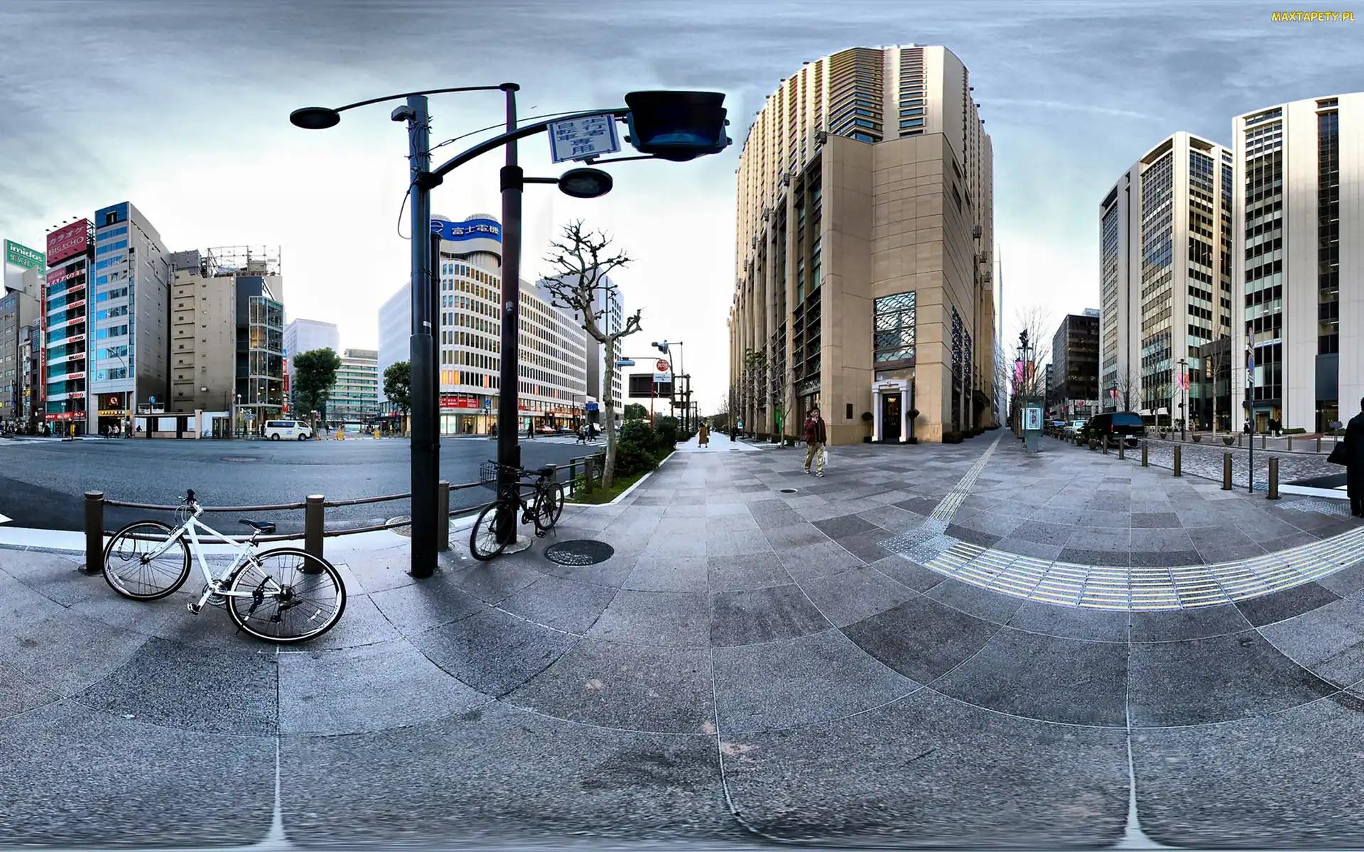Tokijskie, Rowery, Drapacze, Chmur, Ulice