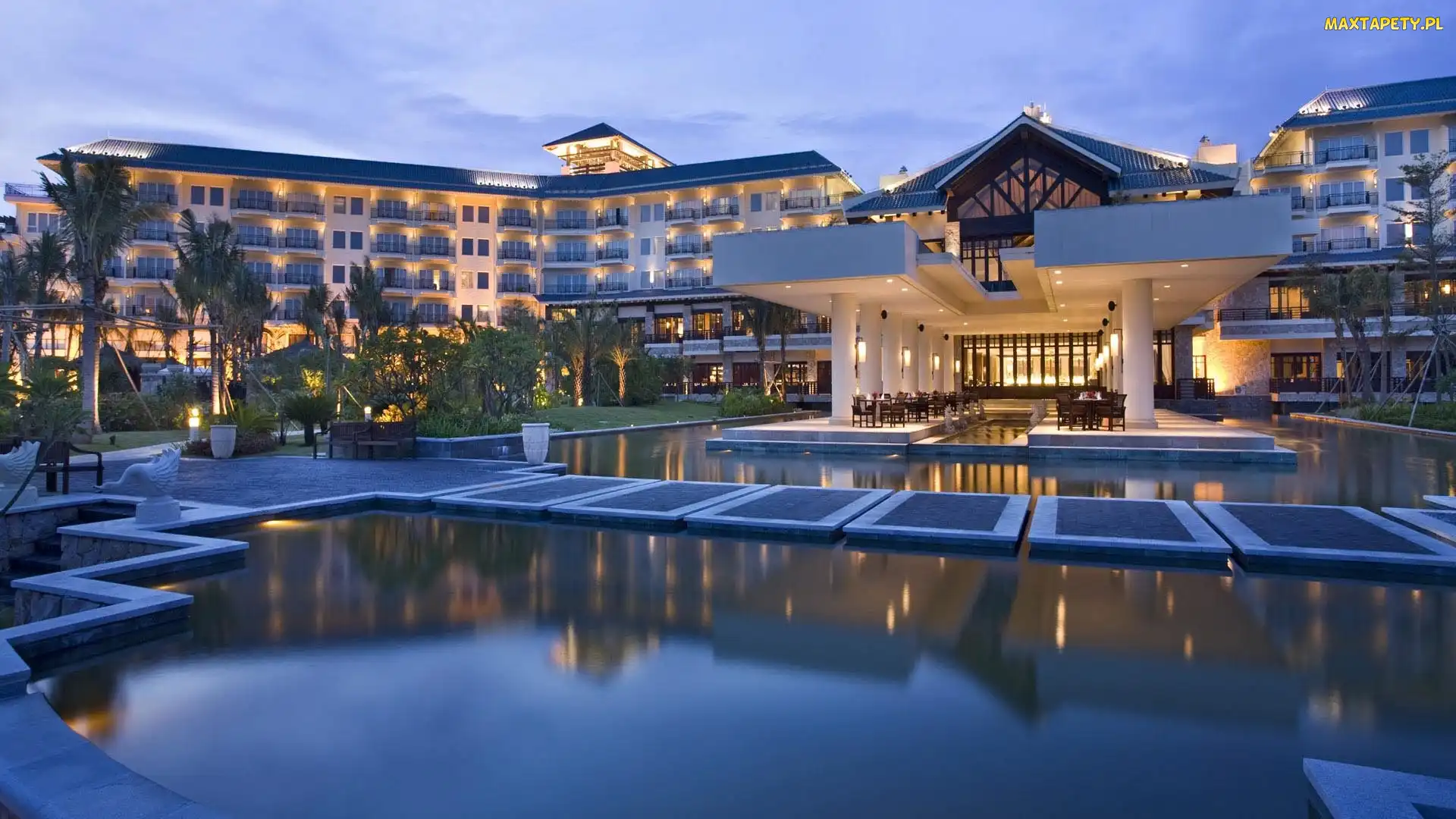 Hotel, Basen