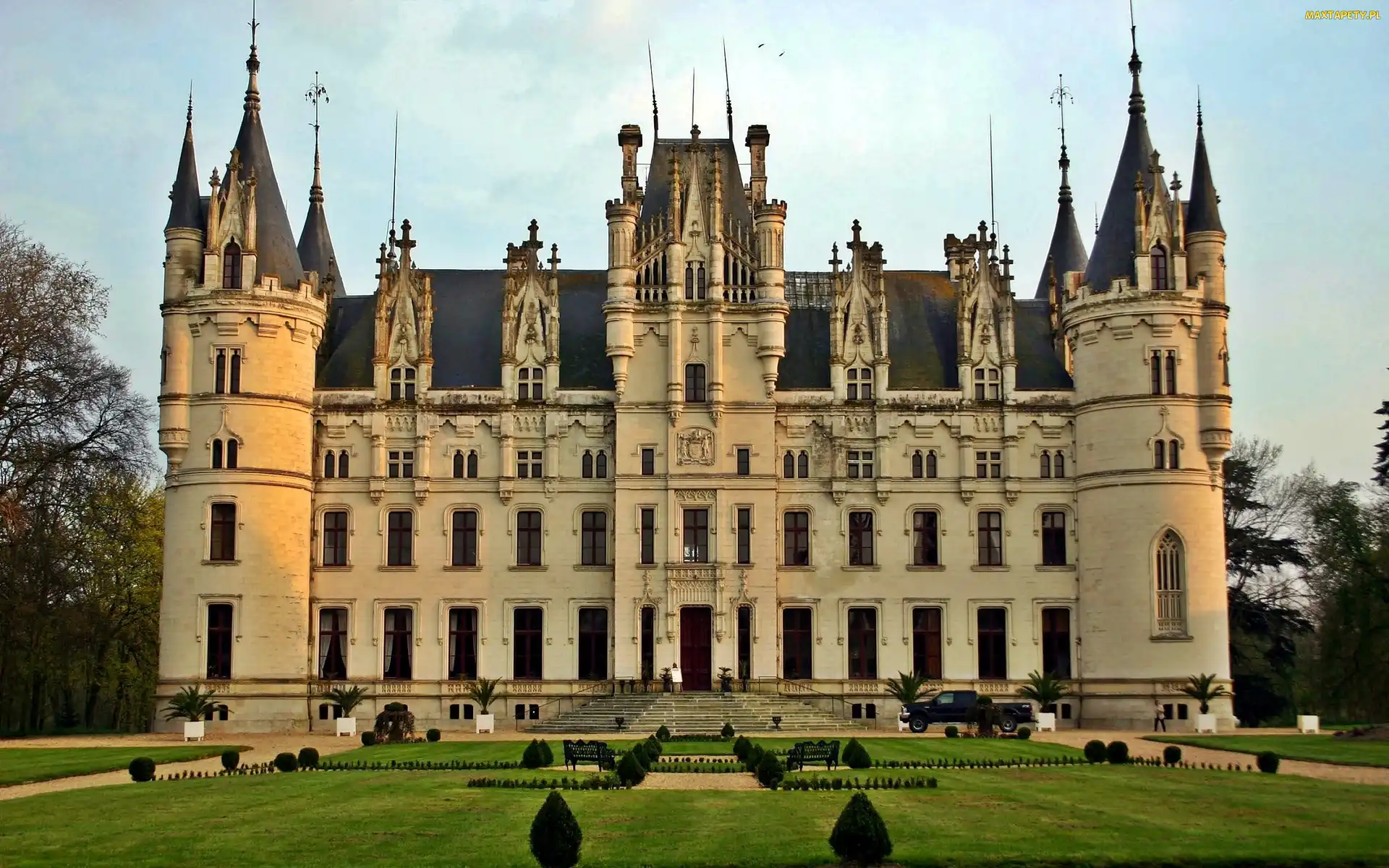 Château de Challain-la-Potherie, Francja, Departament Maine i Loara, Hotel, Zamek Challain-la-Potherie