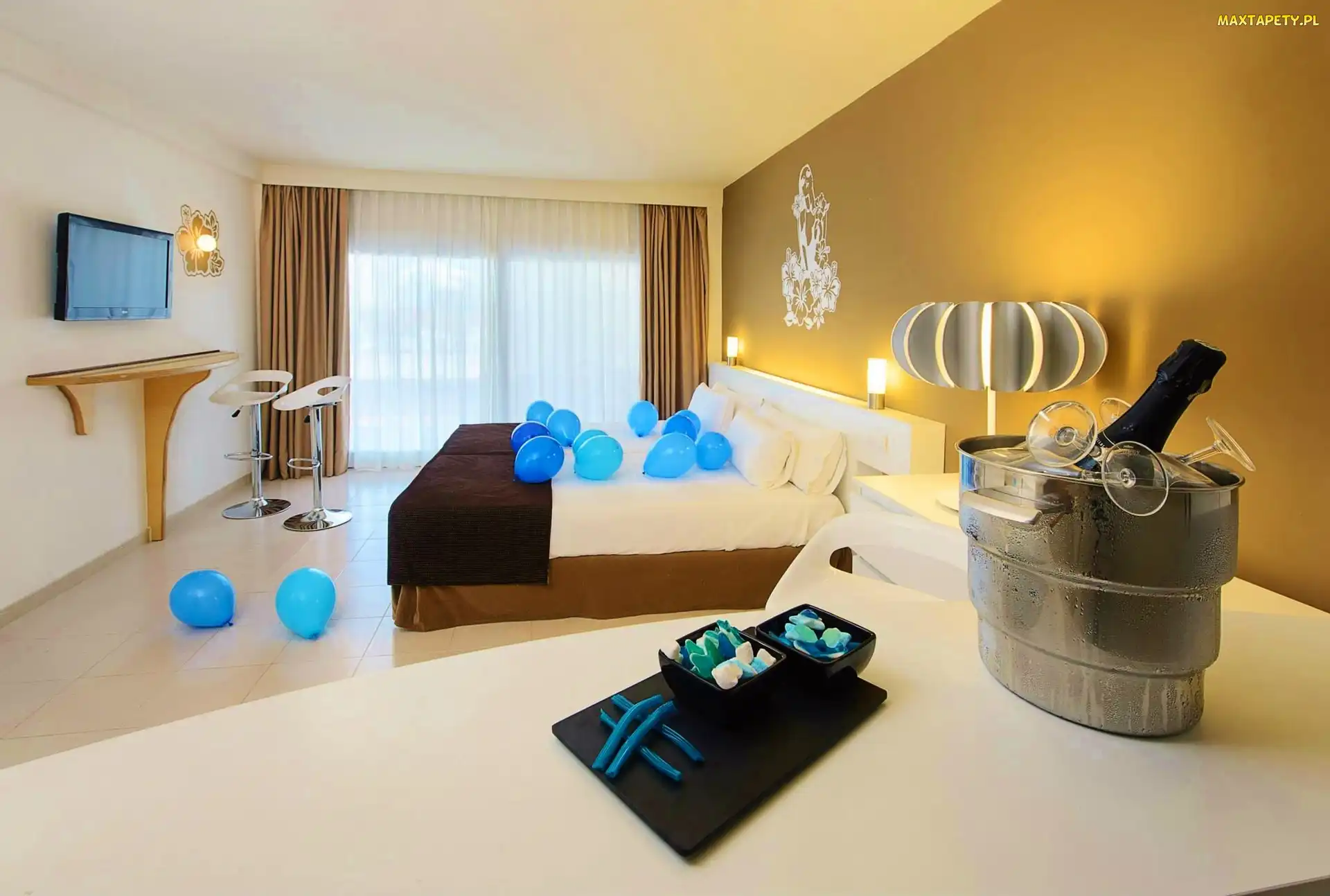 Balony, Szampan, Sypialnia