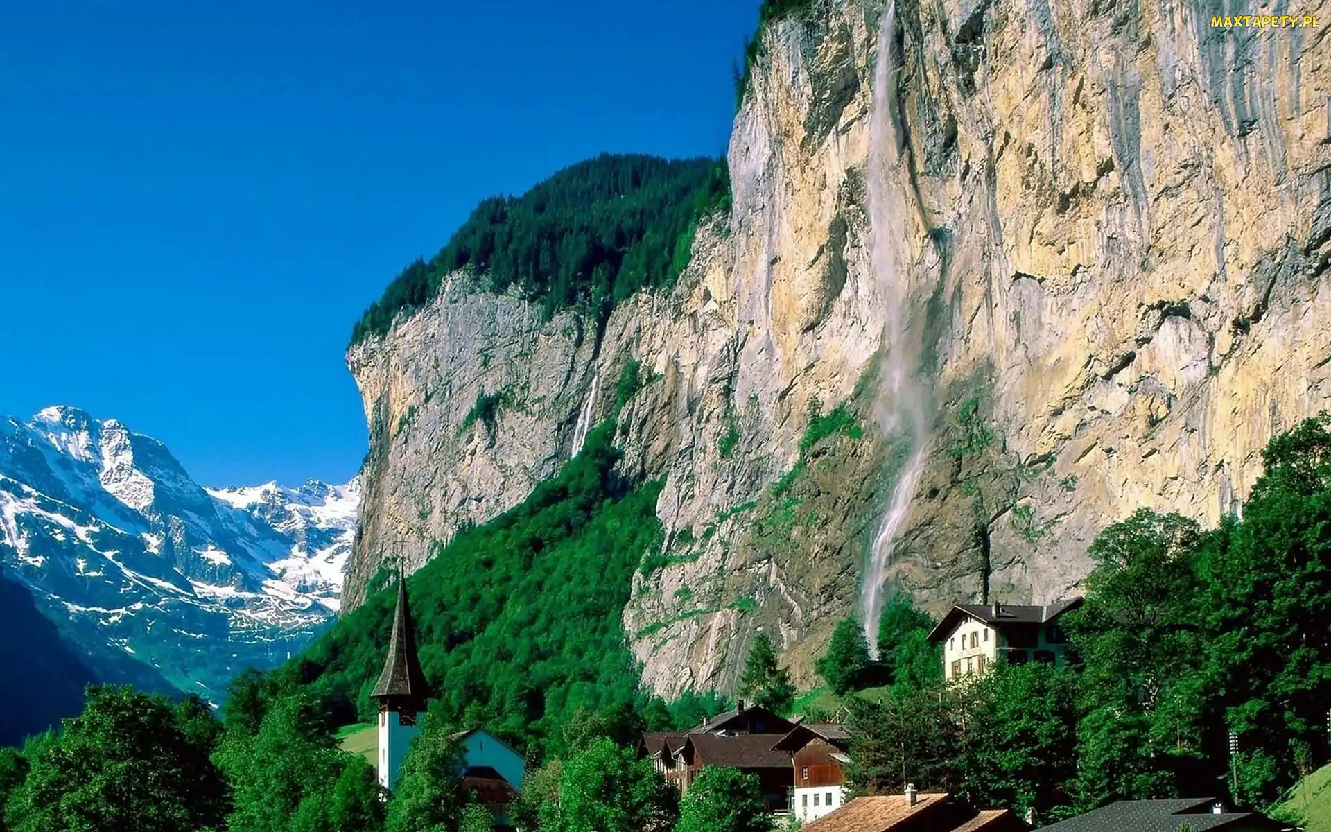 Domy, Kościół, Góry, Lauterbrunnen, Las, Wodospad