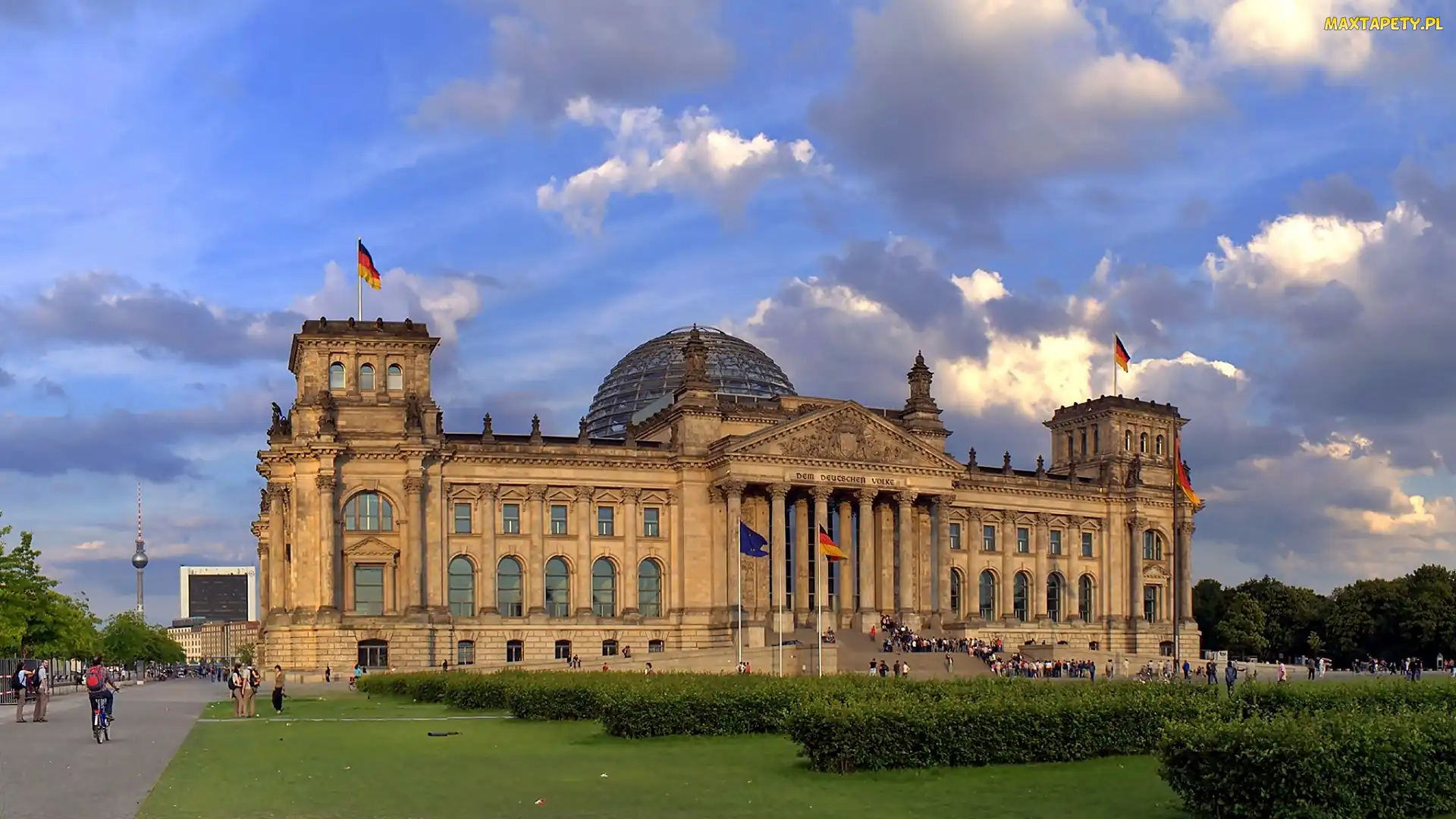 Reichstagu, Chmury, Ciemne, Skwer, Gmach