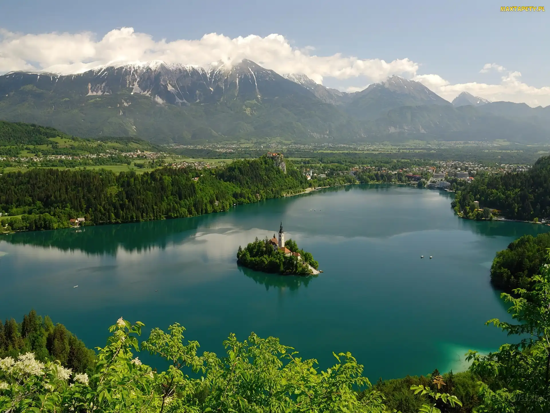 Wysepka, Góry, Jezioro