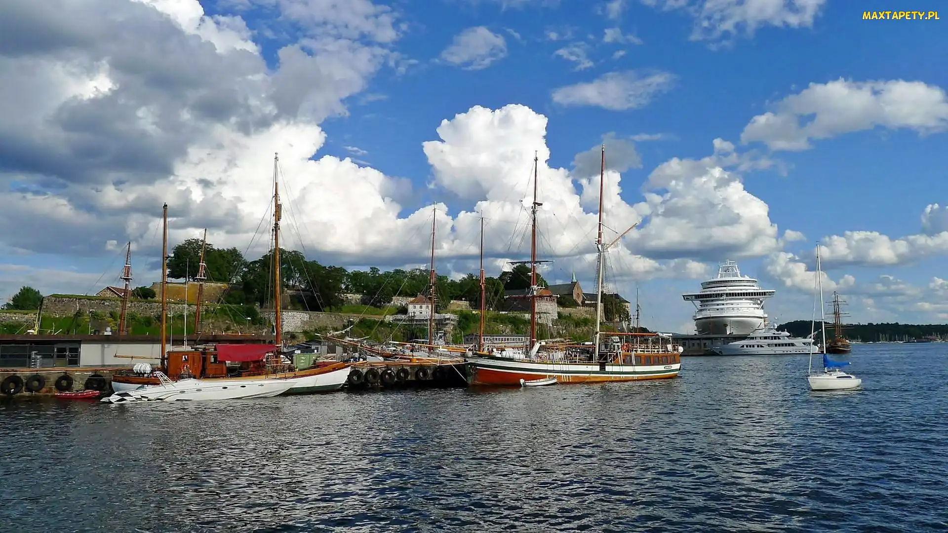 Norwegia, Żaglówki, Wybrzeże, Statek, Domy, Morze, Oslo, Obłoki, Przystań