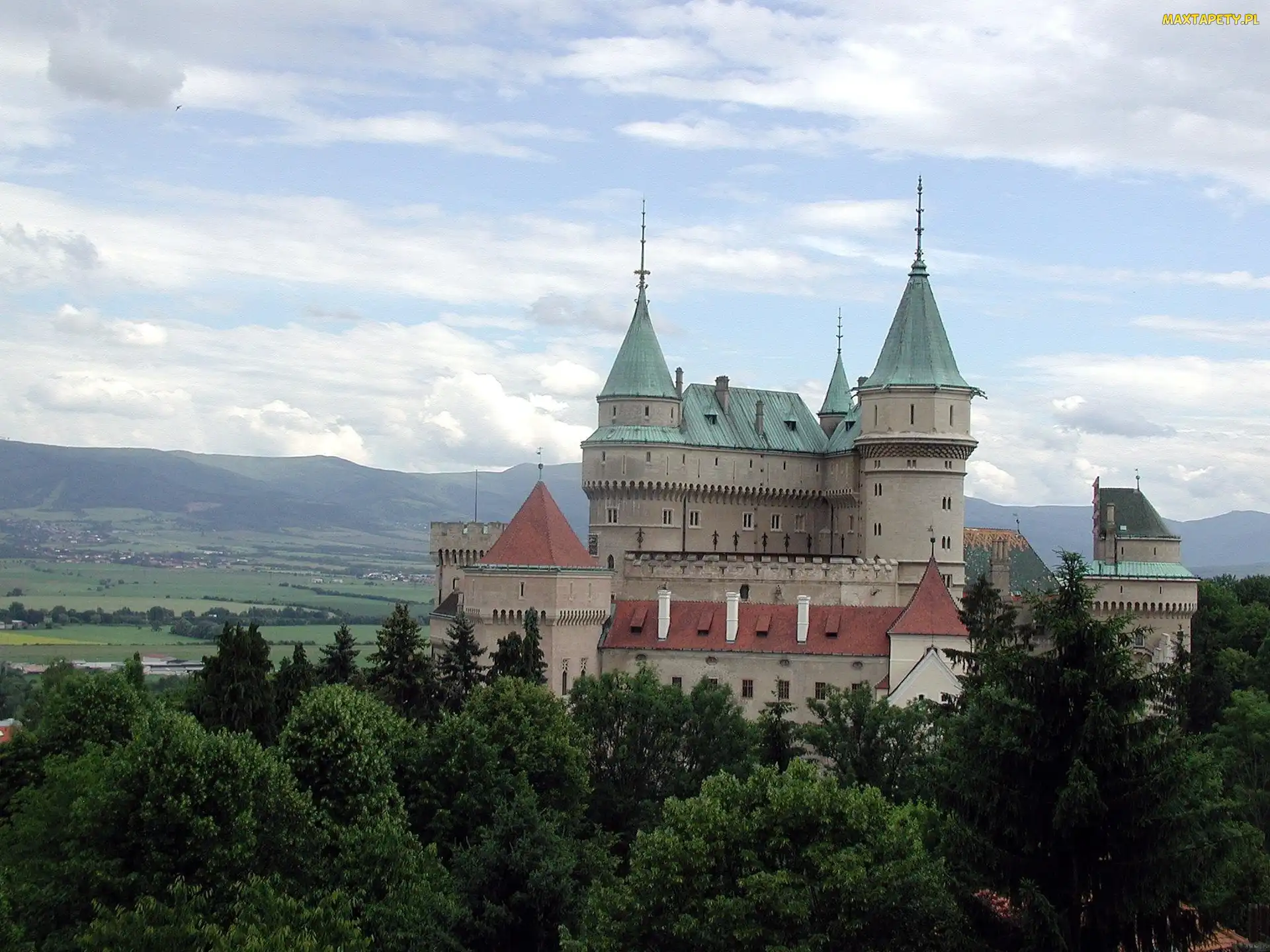 Drzewa, Zamek w Bojnicach, Słowacja, Bojnice