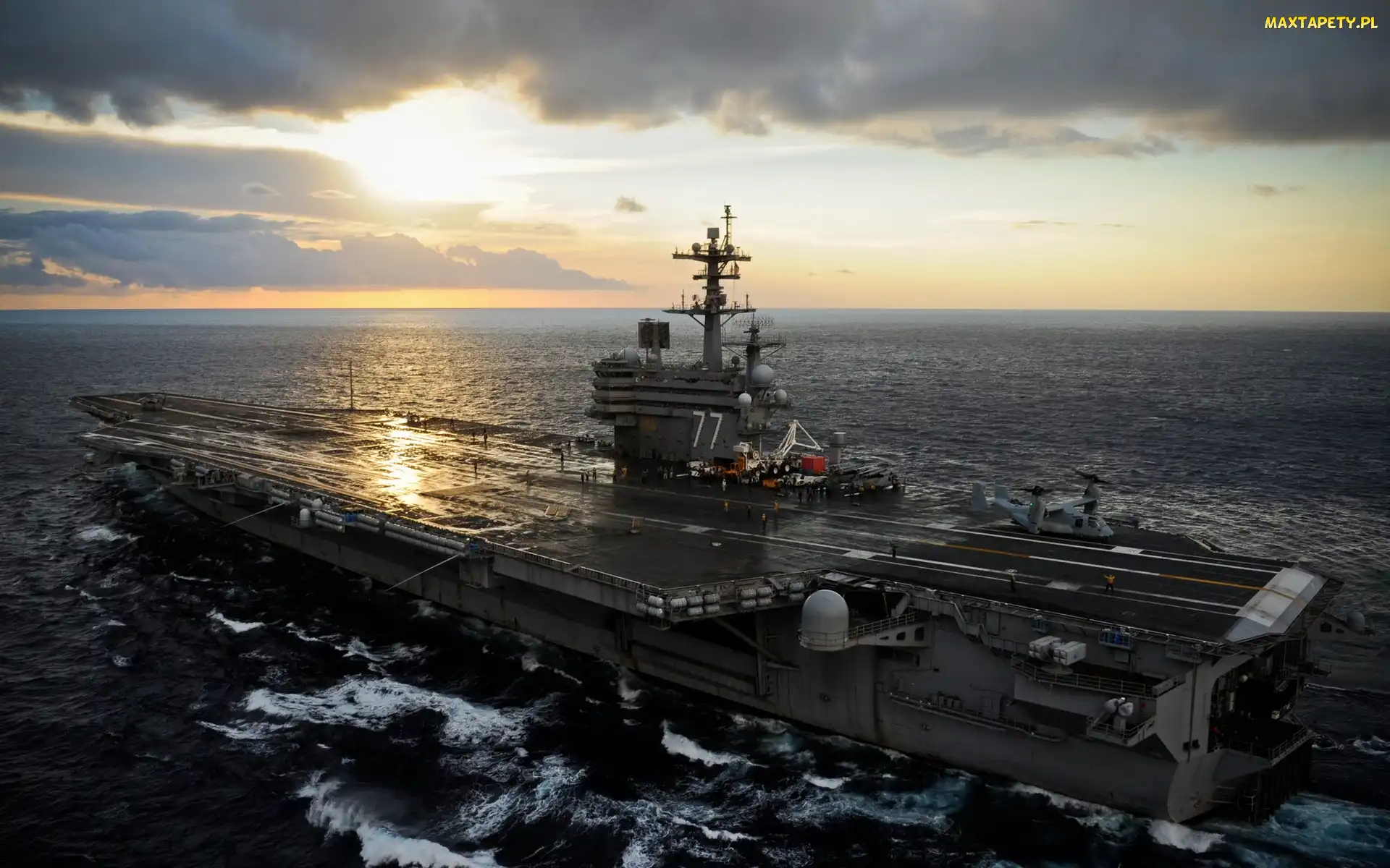 USS George H. W. Bush, Zachód Słońca, Lotniskowiec