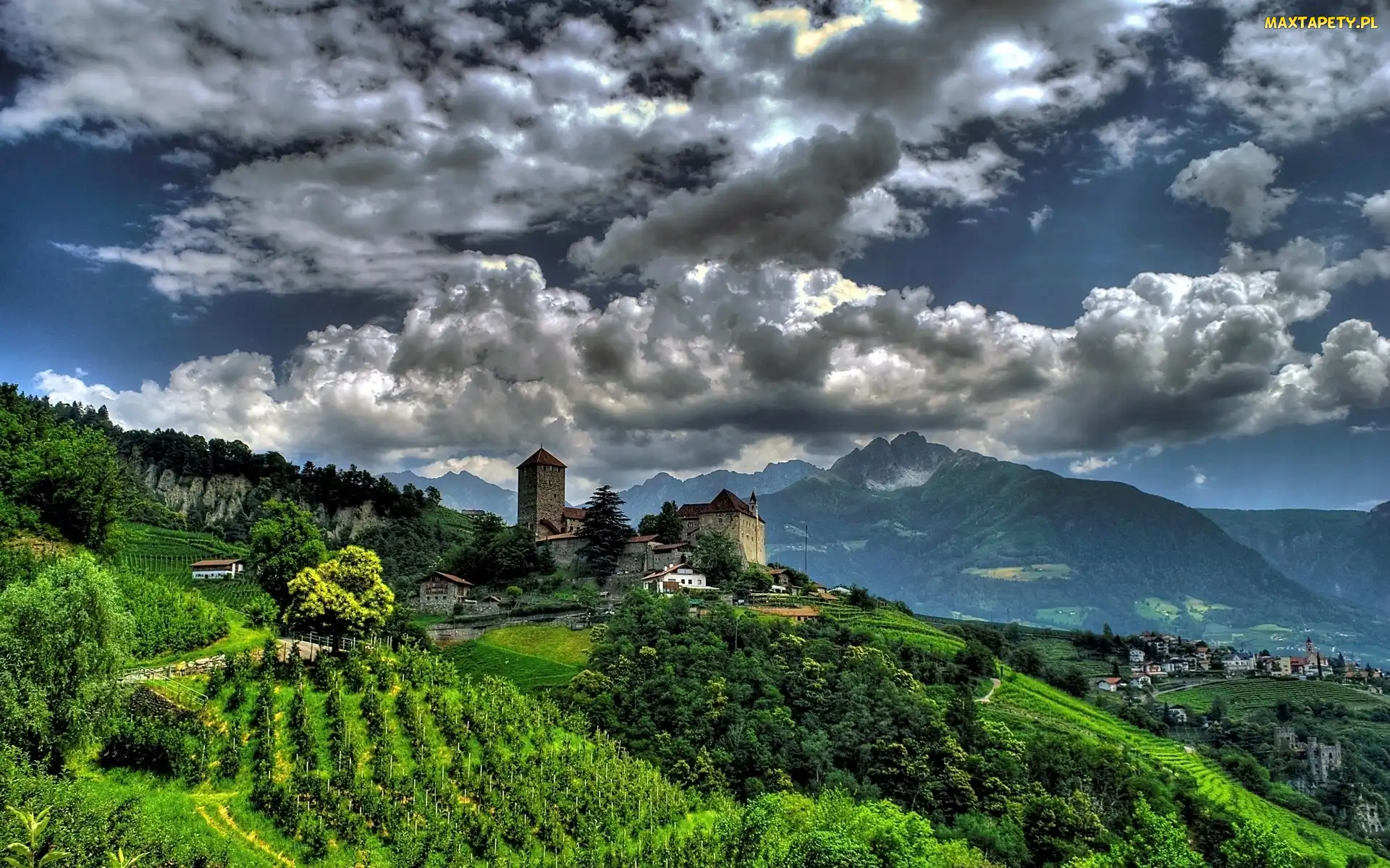 Łąki, Chmury, Wioska, Góry, Tyrol, Pola, Austria, Południowy