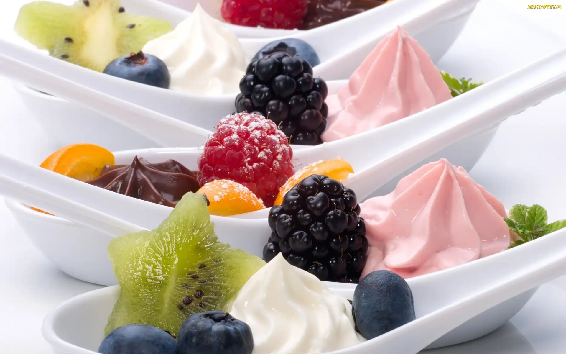 Desery, Maliny, Owocowe, Krem, Kiwi, Jogurt, Jagody, Jeżyny