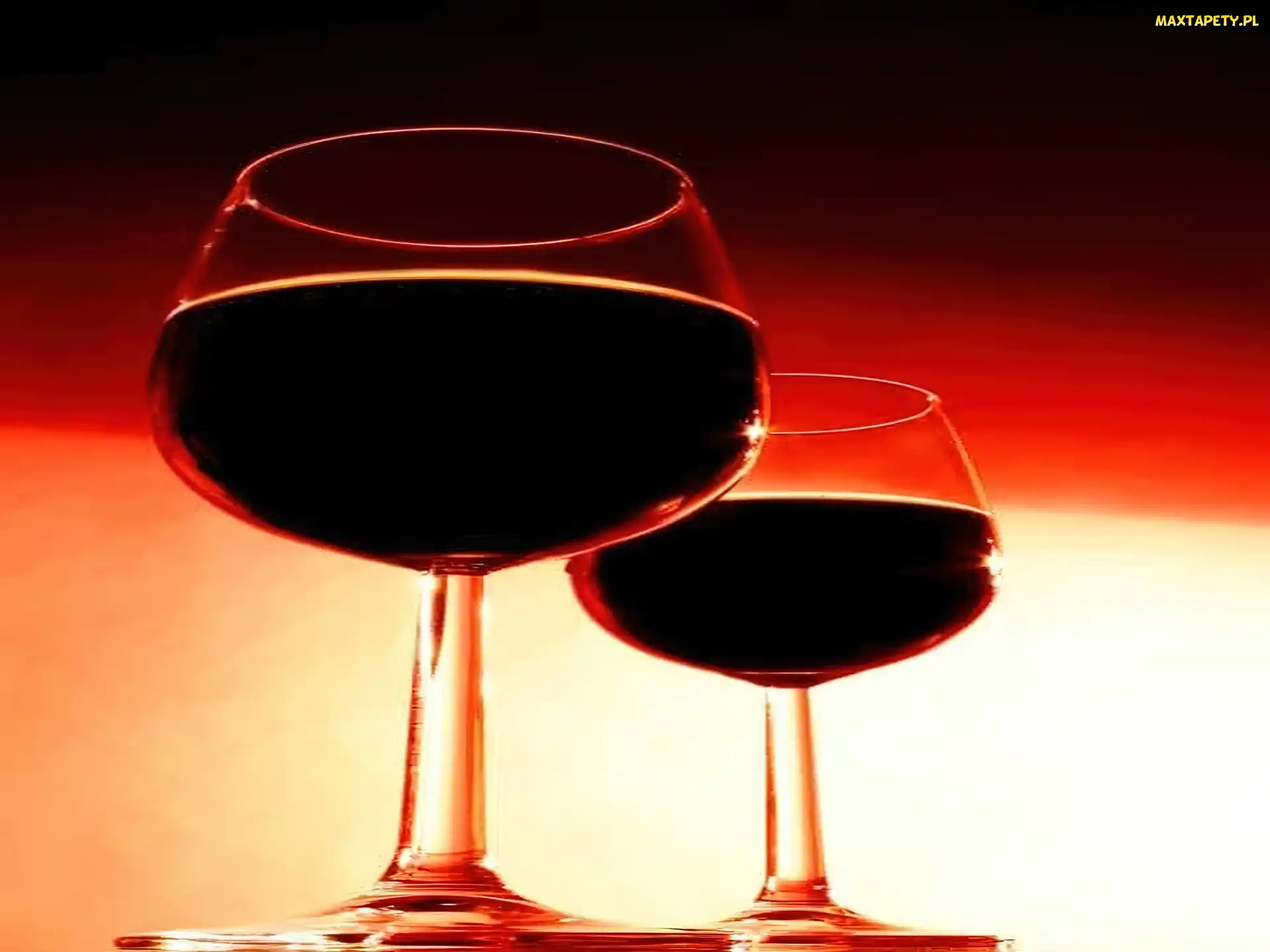 lampki, czerwone wino, Wina