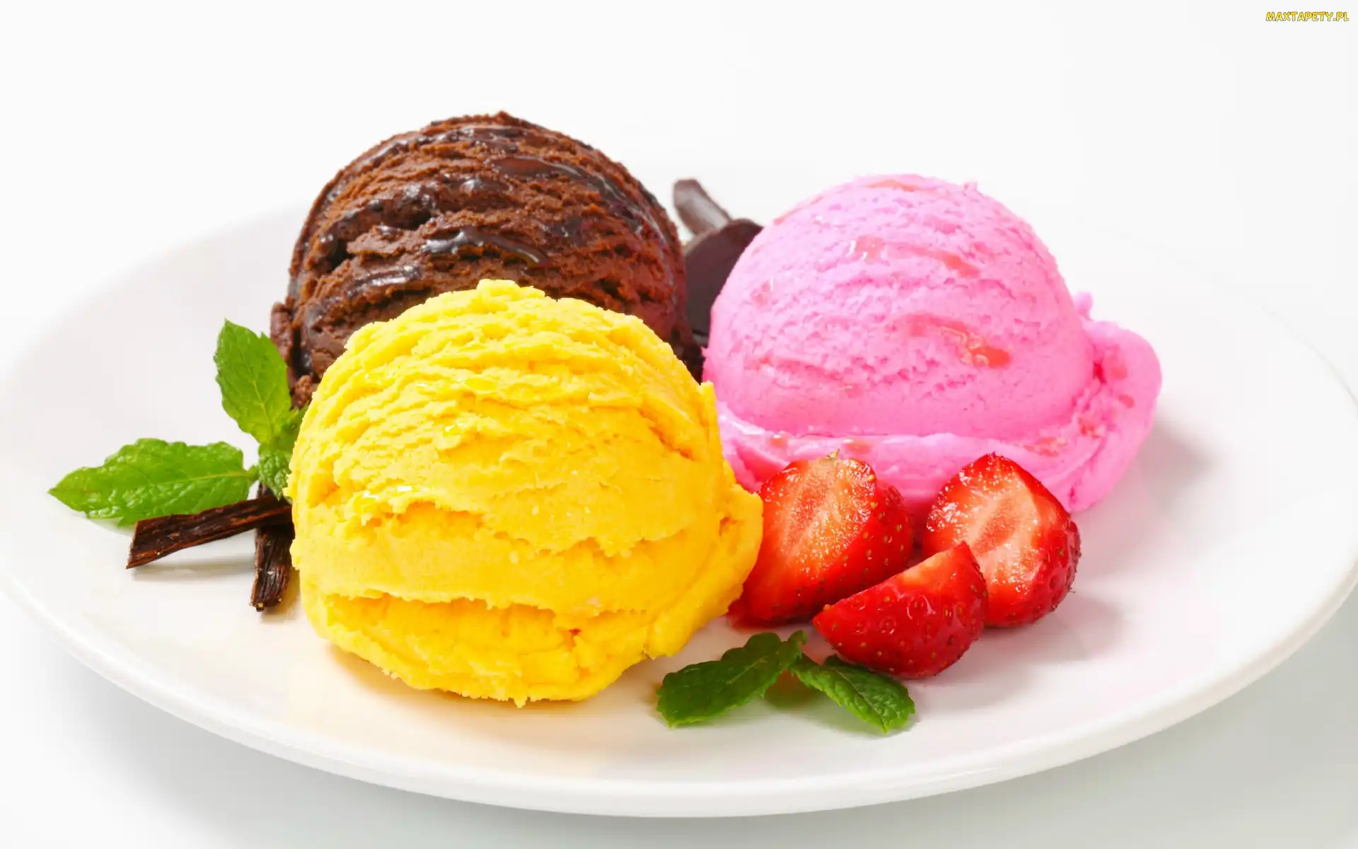 Miseczka, Truskawki, Lody