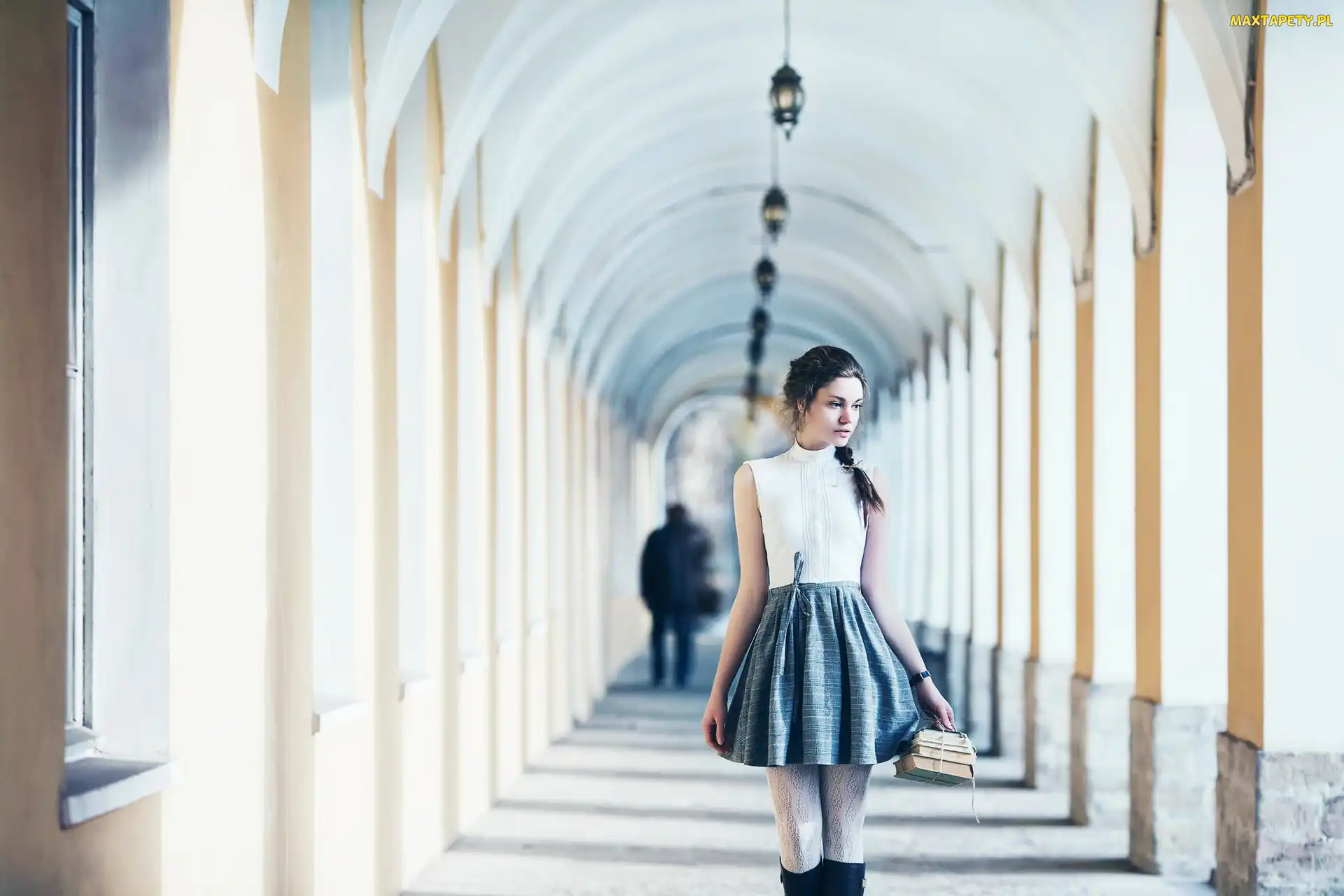 Książki, Styl, Brunetka, Moda