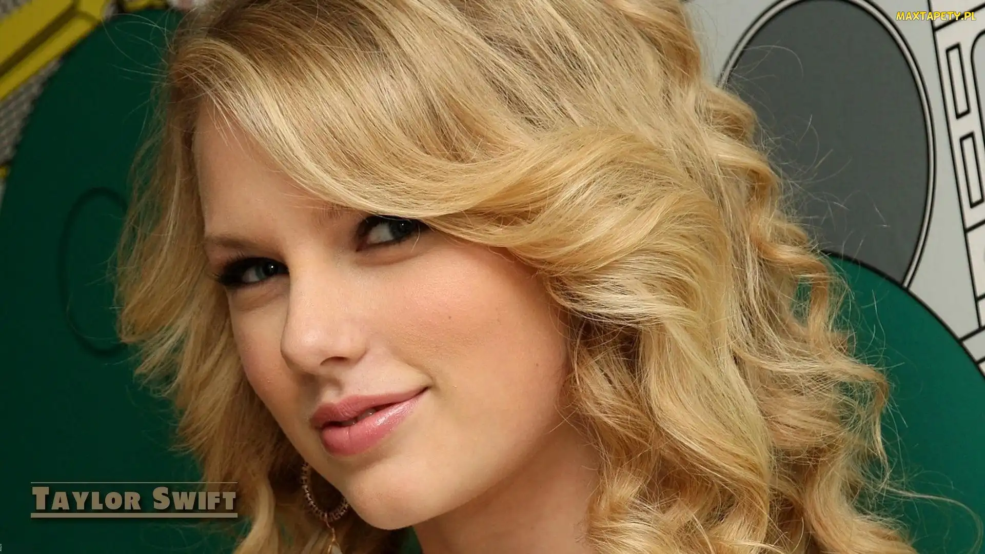 Taylor Swift, Napis, Blondynka